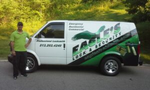 Eagle's Locksmith Cincinnati mobile service van arriving at a customer location in Cincinnati for on-site assistance.