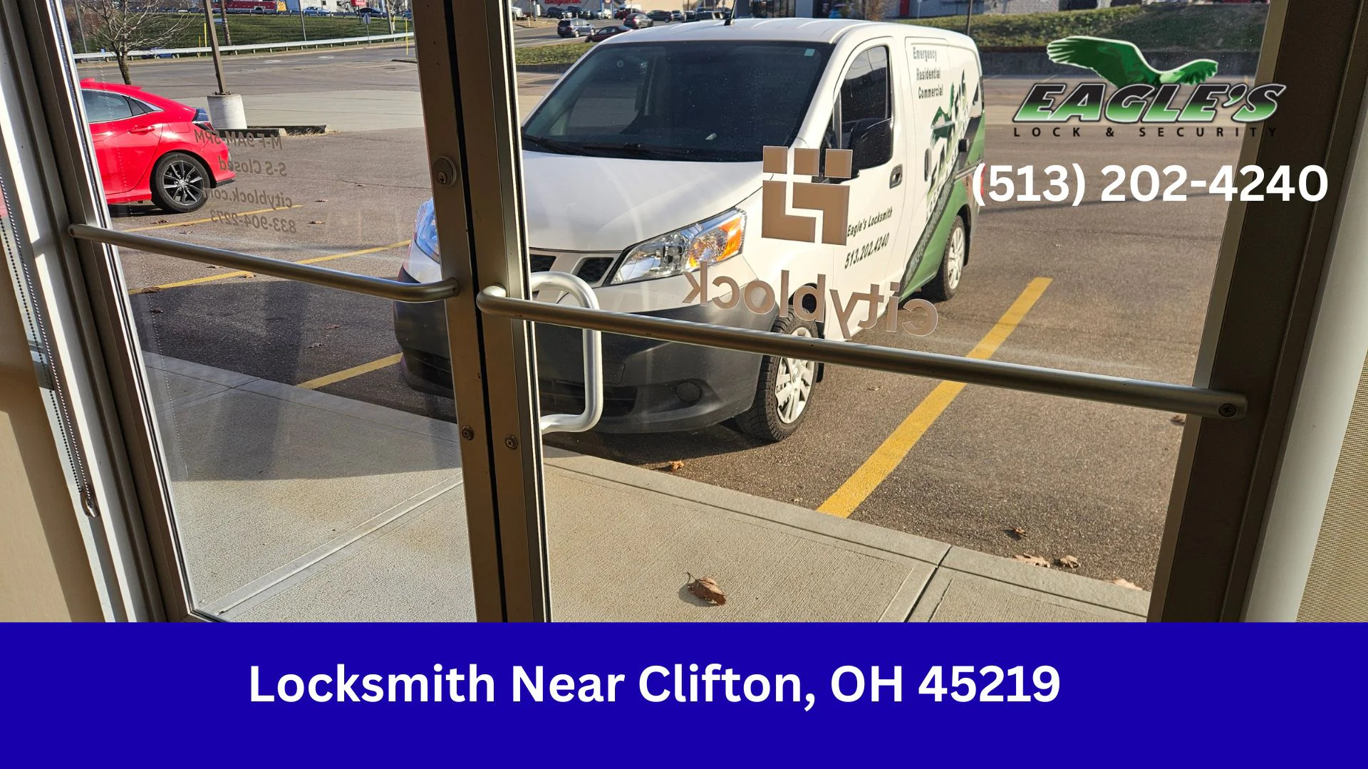 Locksmith providing residential lock service near Clifton, OH 45219
